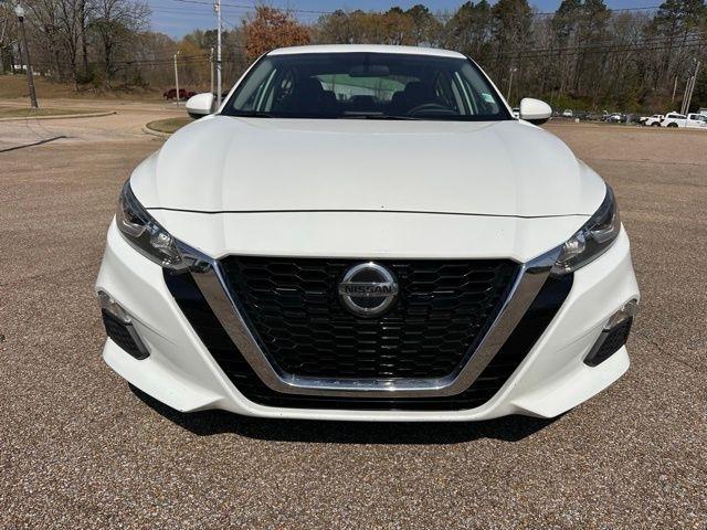 Nissan Altima  2019