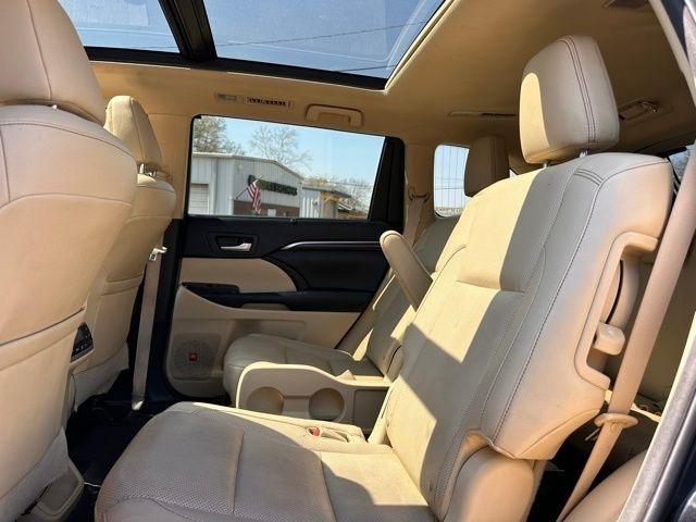 Toyota Highlander  2014