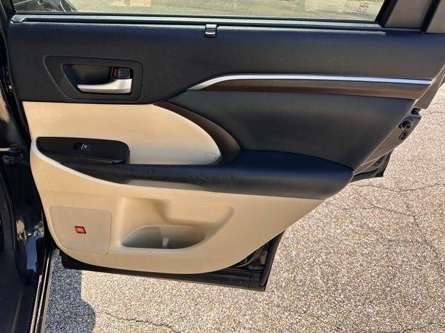 Toyota Highlander  2014