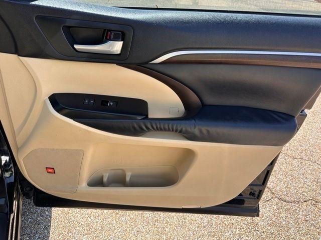 Toyota Highlander  2014