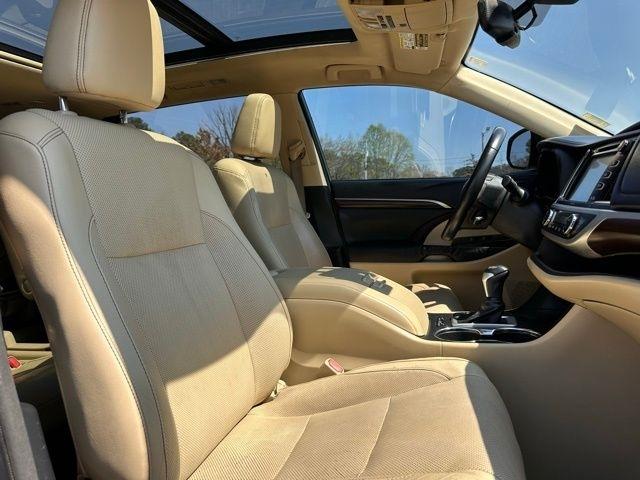 Toyota Highlander  2014