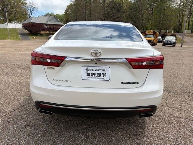 Toyota Avalon  2016
