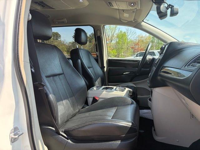 Chrysler Town & Country  2012