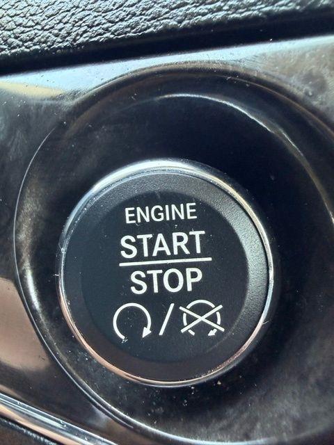 Chrysler Town & Country  2012