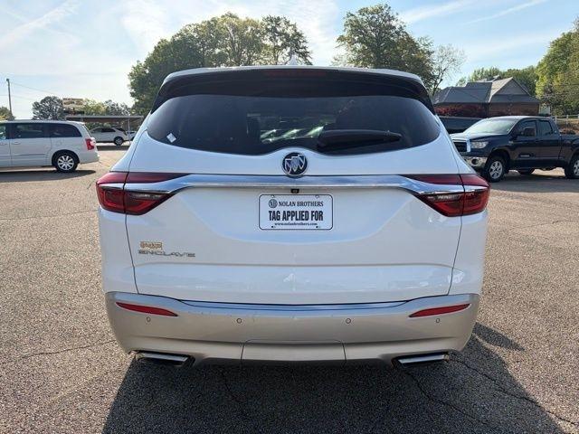 Buick Enclave  2020