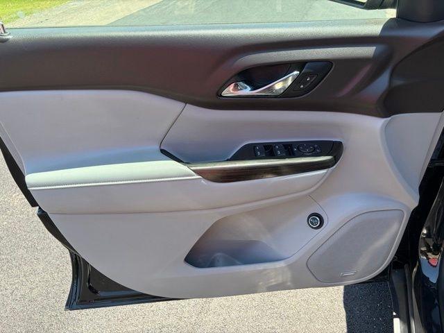 GMC Acadia  2017