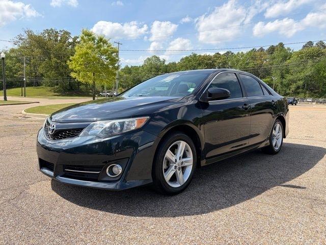 Toyota Camry  2014