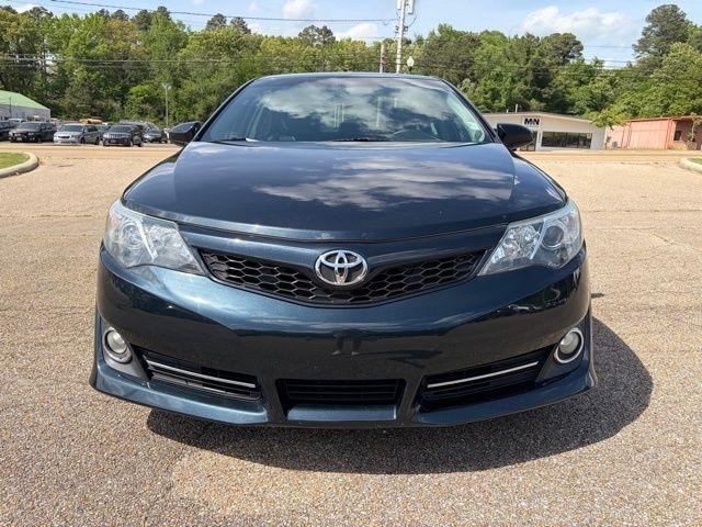 Toyota Camry  2014