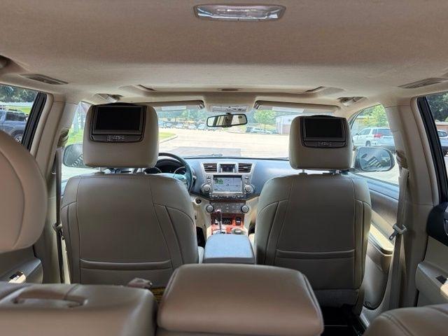 Toyota Highlander  2012