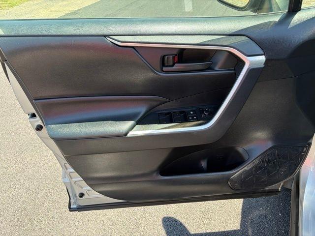 Toyota RAV4  2019