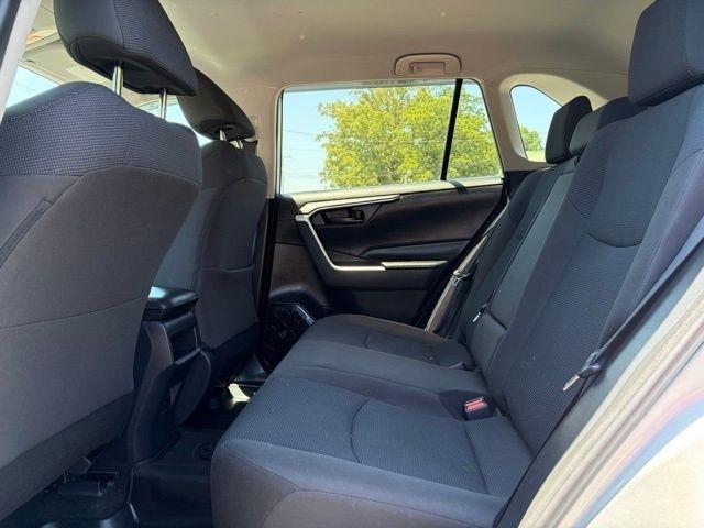 Toyota RAV4  2019