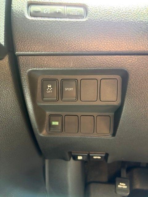 Nissan Rogue  2016