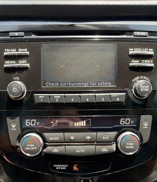 Nissan Rogue  2016