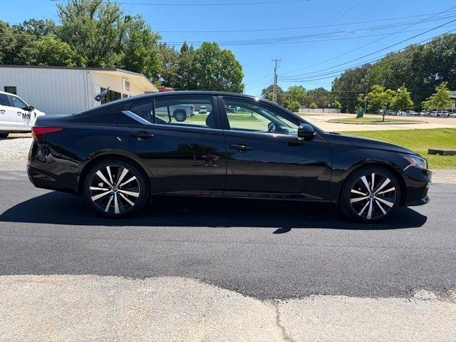 Nissan Altima  2020