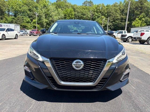 Nissan Altima  2020