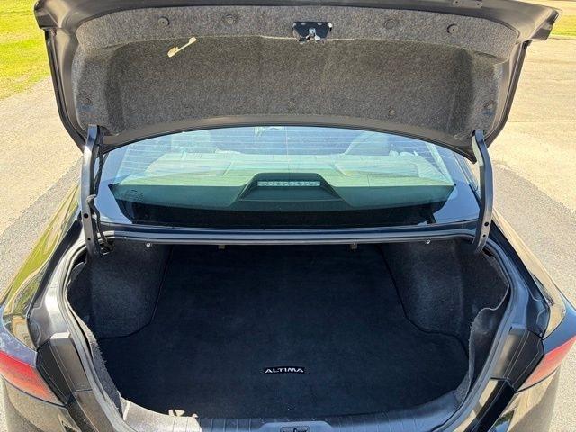 Nissan Altima  2020