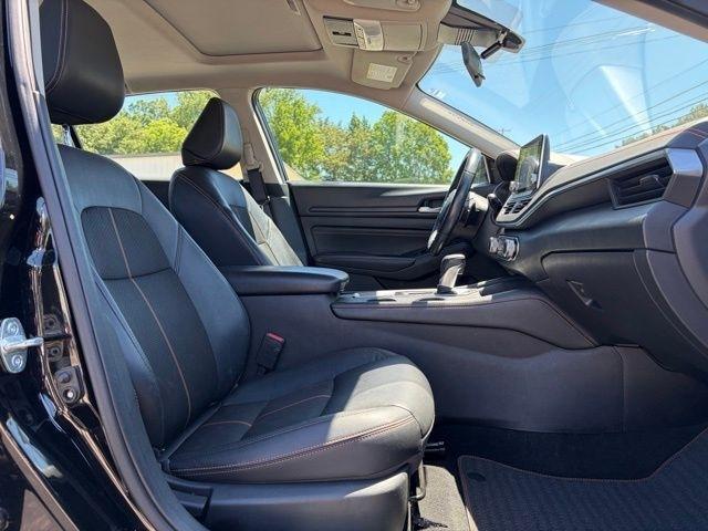 Nissan Altima  2020