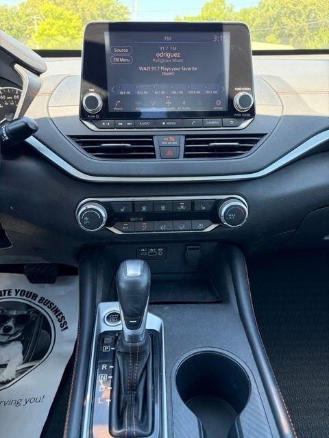Nissan Altima  2020