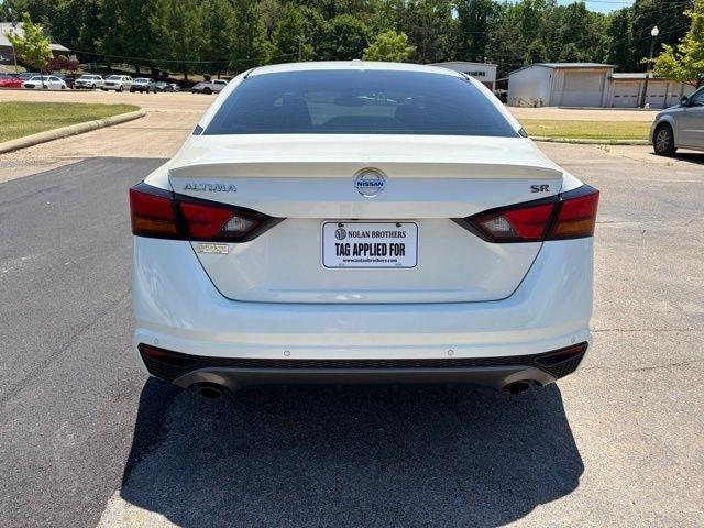 Nissan Altima  2020