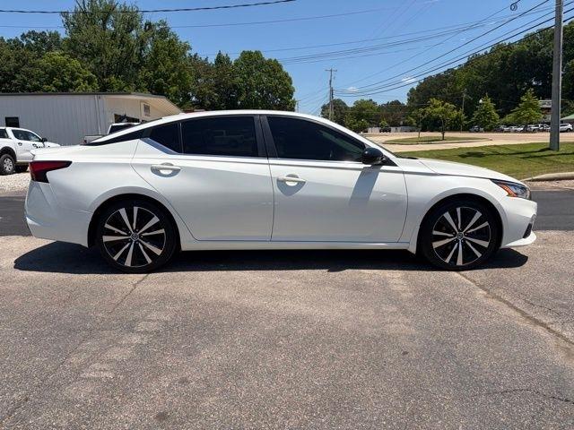 Nissan Altima  2020