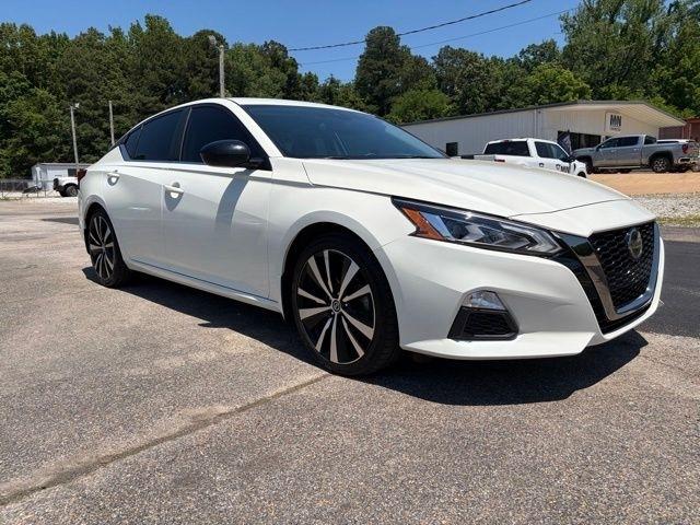 Nissan Altima  2020