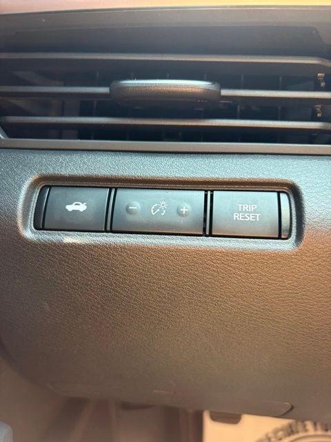 Nissan Altima  2020