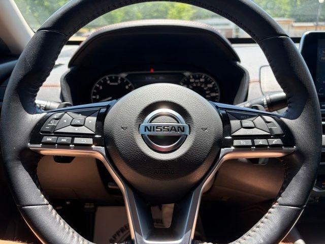 Nissan Altima  2020
