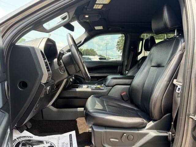 Ford Expedition  2021