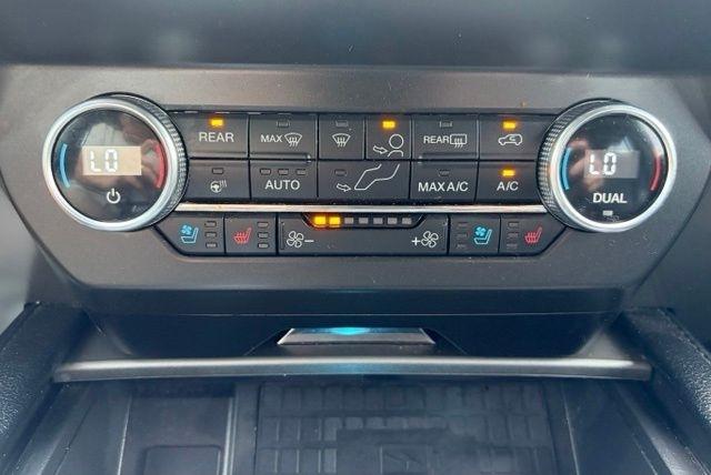 Ford Expedition  2021