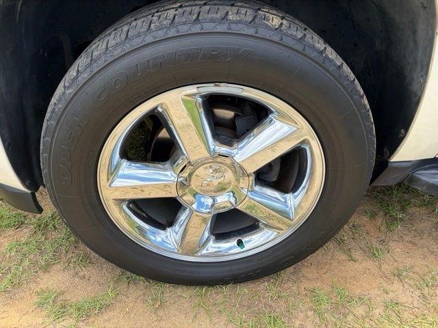 Chevrolet Avalanche  2013