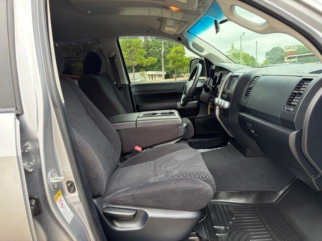 Toyota Tundra  2010