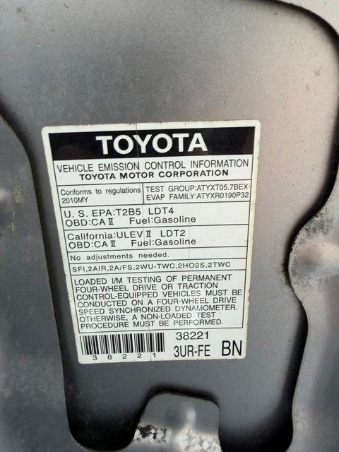 Toyota Tundra  2010
