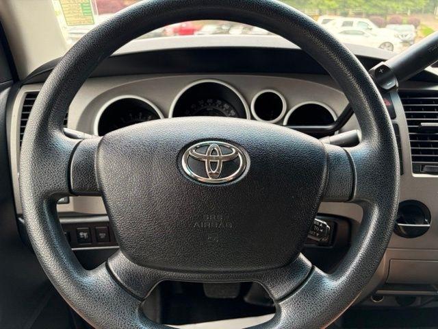 Toyota Tundra  2010