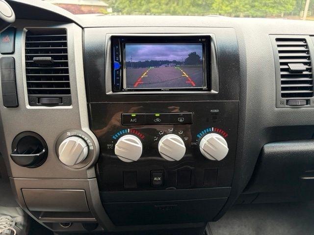 Toyota Tundra  2010