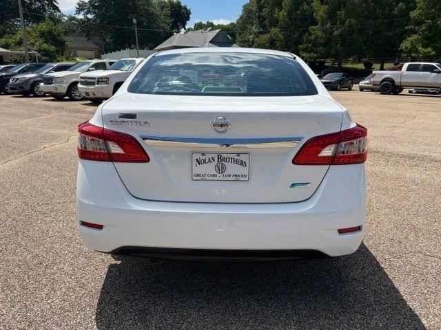Nissan Sentra  2014