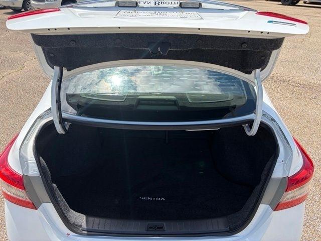 Nissan Sentra  2014