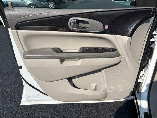 Buick Enclave  2016
