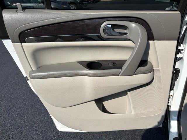 Buick Enclave  2016