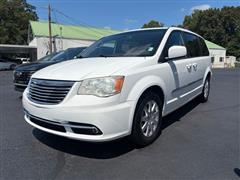 2014 Chrysler Town & Country 