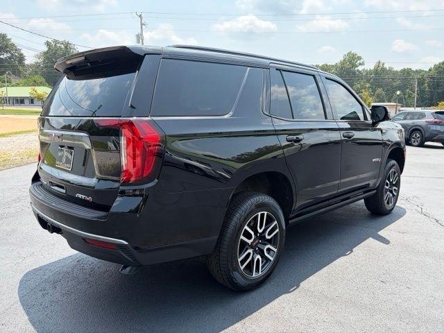 GMC Yukon  2021