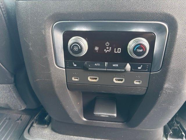 GMC Yukon  2021