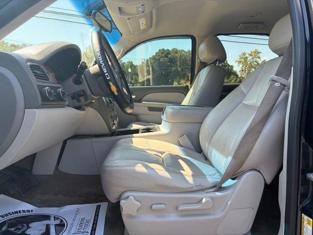 Chevrolet Tahoe  2012
