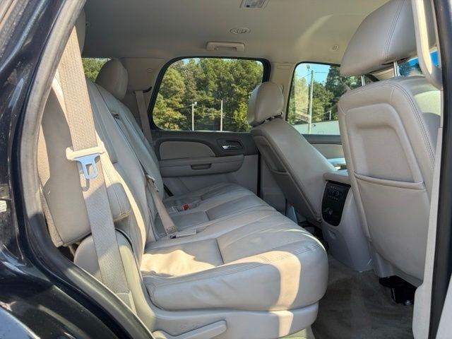 Chevrolet Tahoe  2012