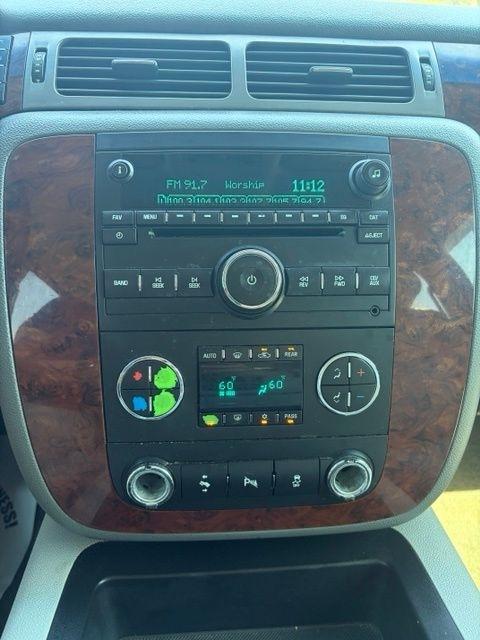 Chevrolet Tahoe  2012