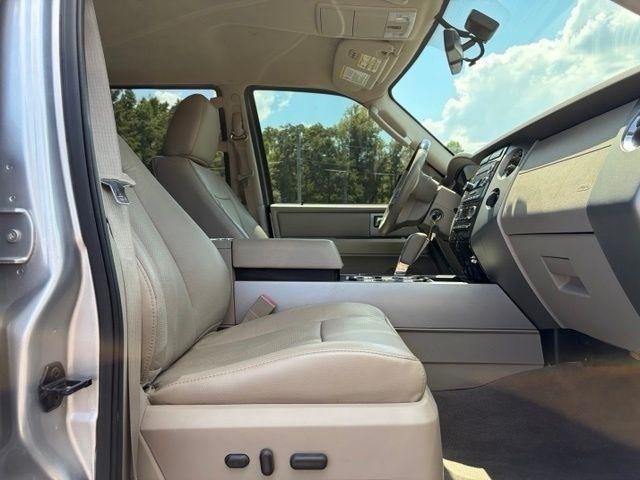 Ford Expedition  2014