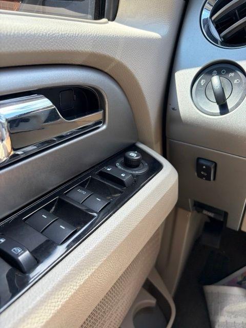 Ford Expedition  2014