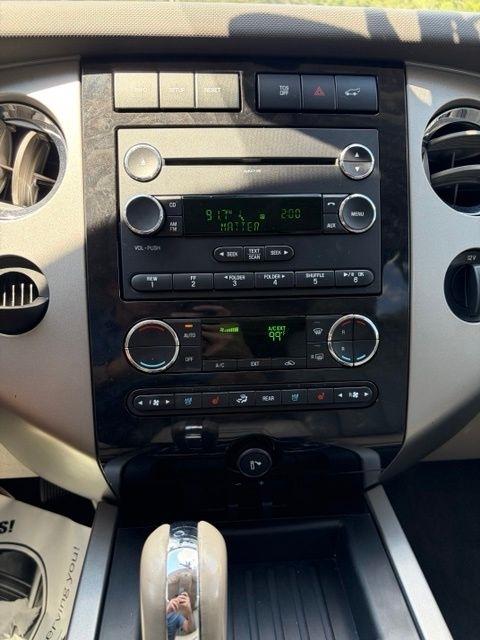 Ford Expedition  2014