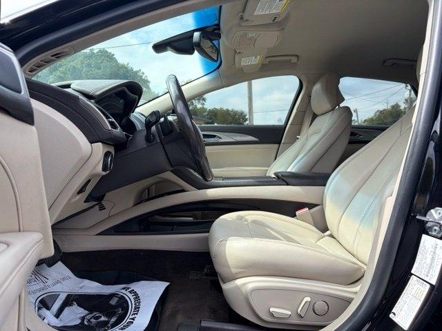 Lincoln MKZ  2019