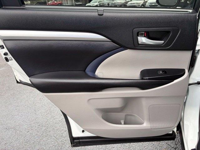 Toyota Highlander  2017