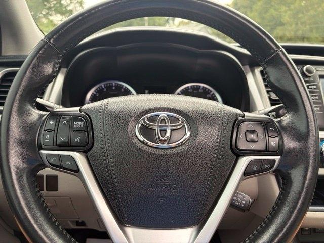 Toyota Highlander  2017